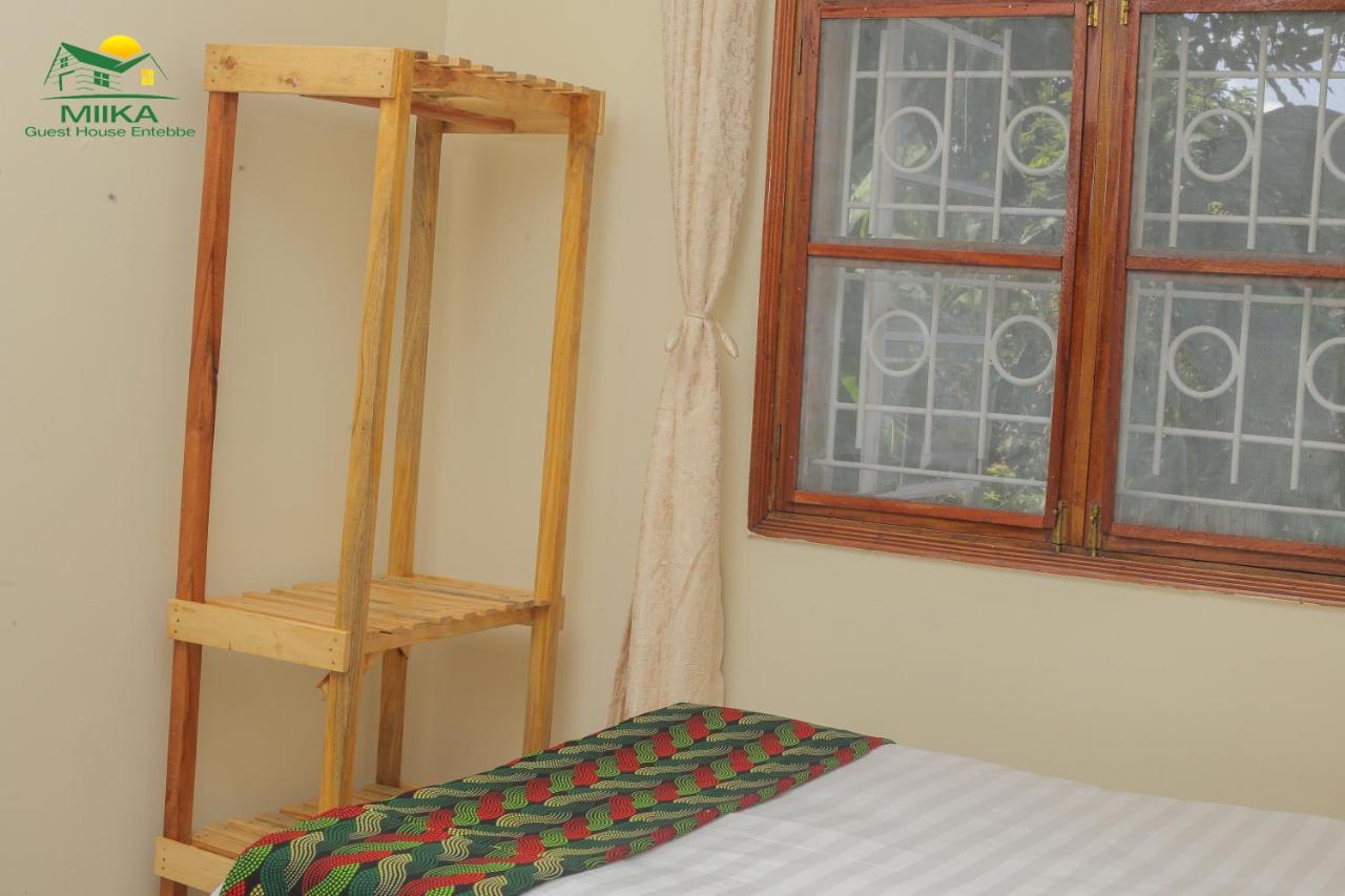 Miika Guest House Энтеббе Экстерьер фото